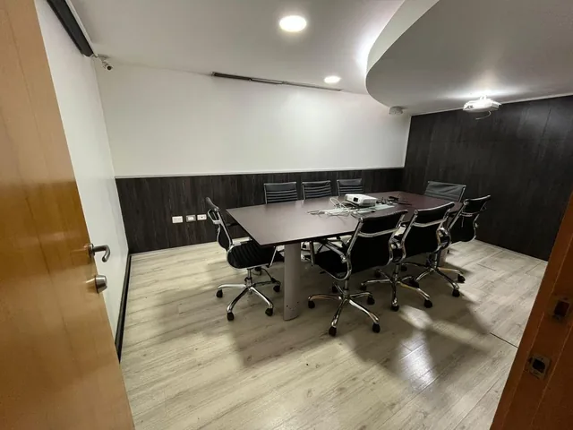 En Venta Piso Completo de Oficina 387 m Norte Gye. - Mae Recalde, Guayas — imagen 2