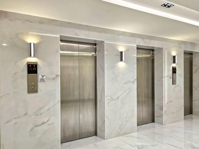 Oficina en Venta de Estreno con Vista a La Ciudad - Torre Millenium Corporativo, Guayas — imagen 4