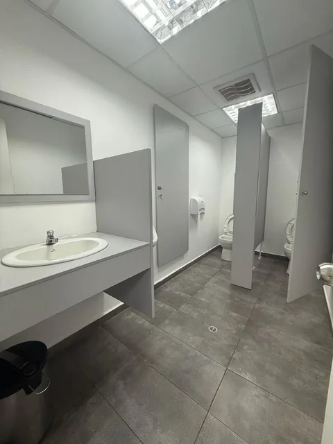 Venta Oficina 186 m² - Av 12 de Octubre — imagen 4