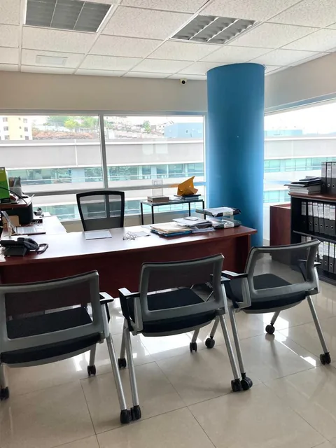 Colon Centro Empresarial Vendo Oficina, Guayas — imagen 4