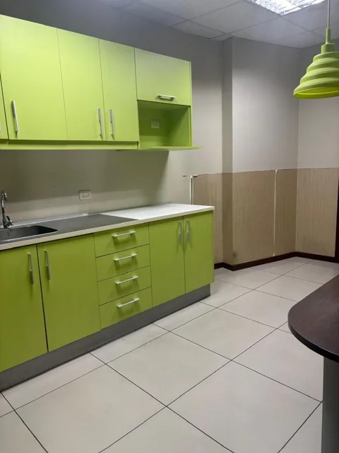 Vendo Excelente Oficina Edificio Xima en Samborondon, Guayas — imagen 2