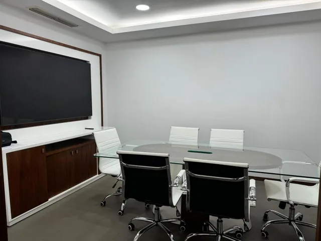 Oficina Amoblada en Venta Sky Building, Guayas — imagen 4