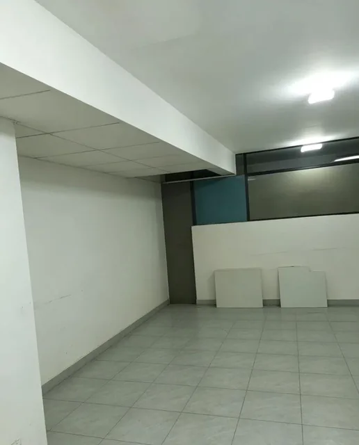 Local Comercial de Venta en Manta Sector Malecon, Manabí — imagen 4
