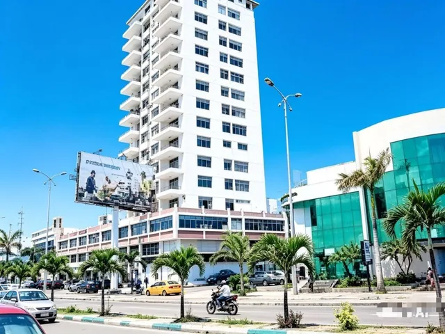 Local Comercial de Venta en Manta Sector Malecon, Manabí — imagen 2
