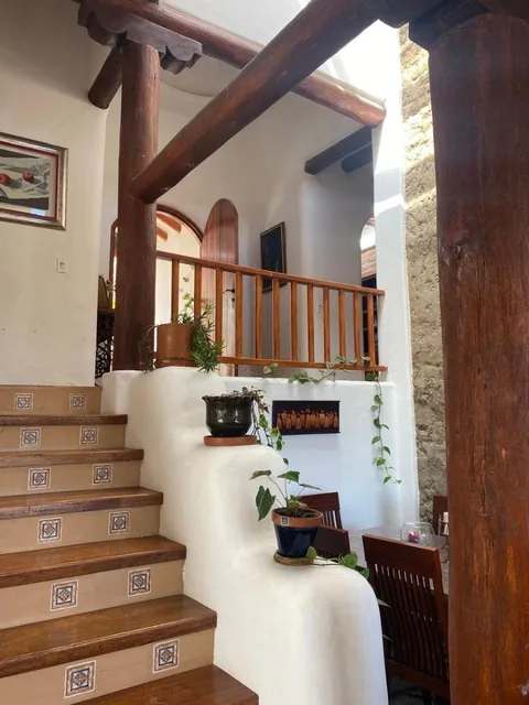Linda y Amplia Casa con Hermosos Ambientes Estilo Rustico — imagen 5