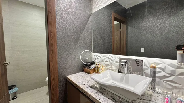 En Venta Espectacular Casa de Lujo (1 Sola Planta) con Gran Jardin, Club Los Chillos — imagen 3