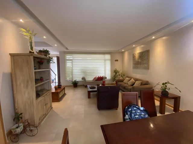 Casa de Venta Dentro de Conjunto Cerrado. Ideal Ubicación. a 6 Cuadras de La Ruta Viva — imagen 2