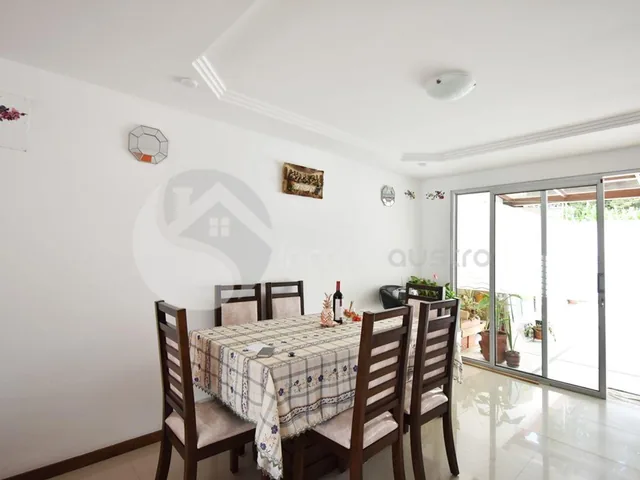 Venta de Casa Dentro de Condominio, Azuay — imagen 5