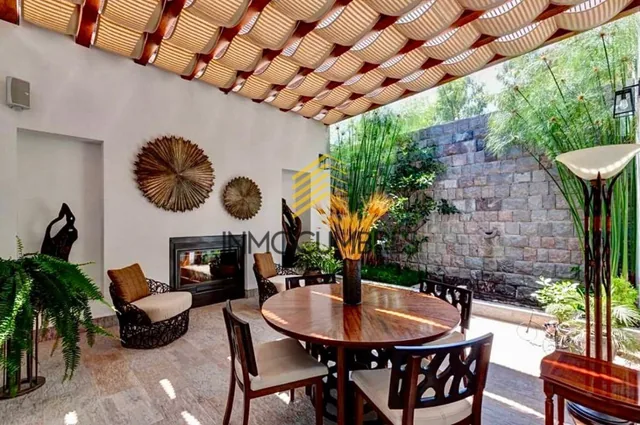 Casa de Lujo de Venta - Renta Cumbaya Urbanizacion Aaa — imagen 4