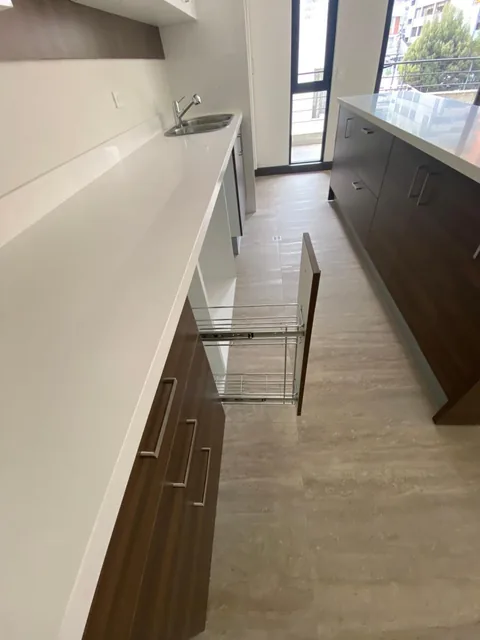 Vendo Departamento de Lujo, Sector González Suárez Estrenar 2 Domitorios — imagen 4
