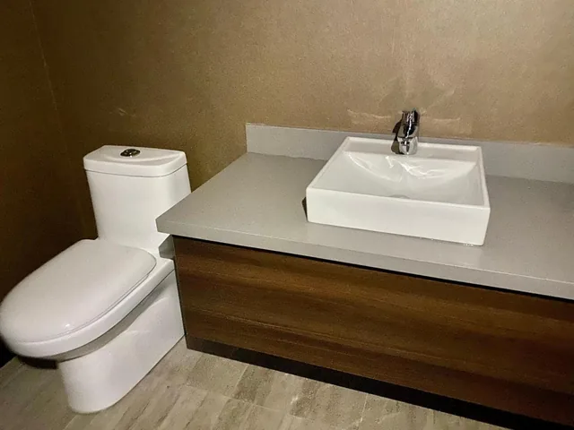 Vendo Departamento de Lujo, Sector González Suárez Estrenar 2 Domitorios — imagen 3
