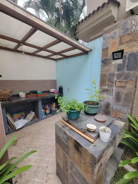 En Venta Amplia Casa Esquinera en Urbanización Terrasol, Km, 5 Via a Samborondón, Guayas — imagen 2