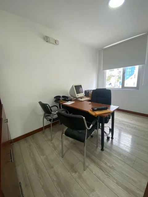 Oficina — imagen 4