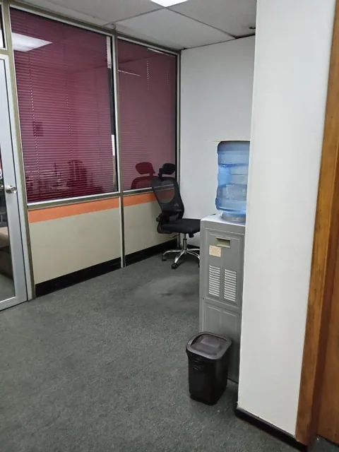 Vendo Oficina 50 m Edificio España — imagen 4