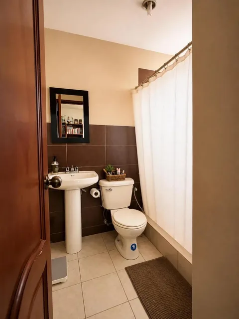 Casa en Venta en Samborondón, Ciudad Celeste, Etapa Brisas, Samborondón, Guayas — imagen 2