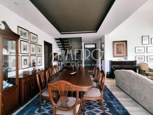 Casa en Venta 379 m² en La Esperanza - Tumbaco — imagen 2