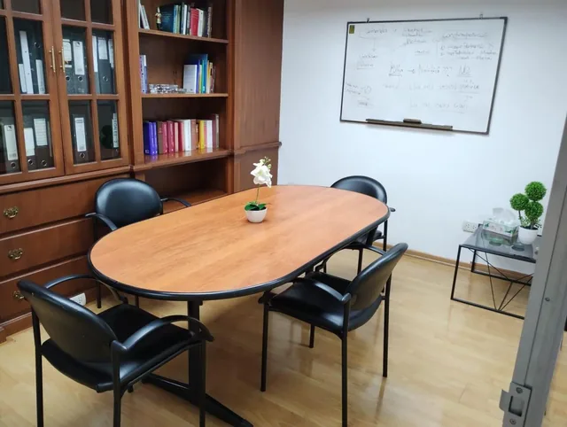 Oficina de Venta en La Mariscal. Edif Corporativo. 80 m² — imagen 5