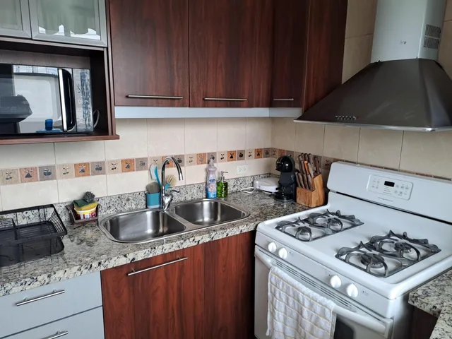 Vendo Casa en Conjunto Sector Cumbayá — imagen 2