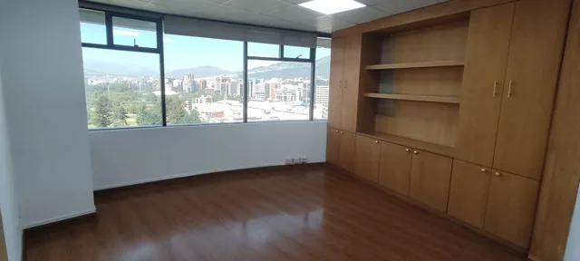Vendo Oficina Frente Al Parque La Carolina, Piso Completo en Venta — imagen 2