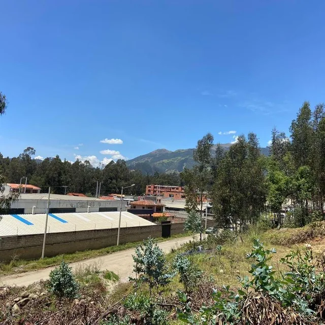 Hermoso Terreno en Venta, Sector Paseo del Tejar, Azuay — imagen 2