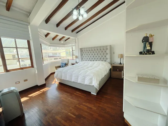 Casa en Venta 370 m² en Jardines de La Pampa — imagen 3