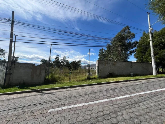 Terreno Independiente en Venta en Cumbaya — imagen 3