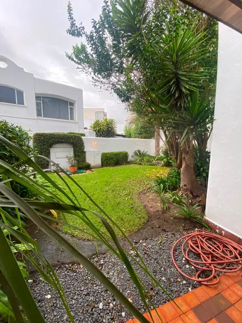 Casa 3 Dorm. de Venta en Miravalle Dentro de Conjunto con Seguridad 24/7 — imagen 2
