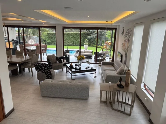 Venta Hermosa Casa en La Cerámica - Tumbaco — imagen 5