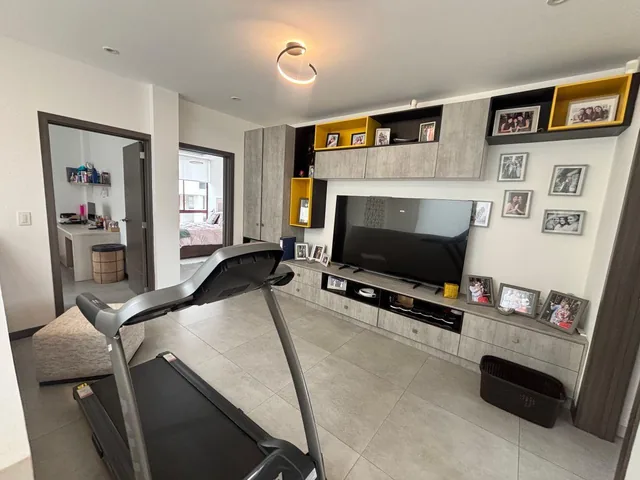 Venta Hermosa Casa en La Cerámica - Tumbaco — imagen 3