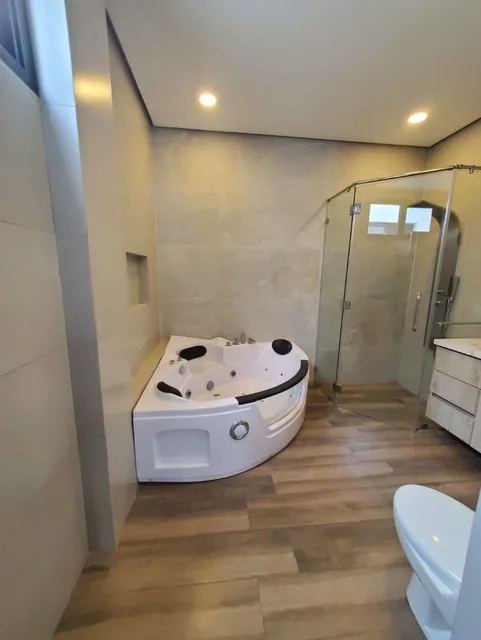 Venta de Casa 3 Habitaciones, Piscina en Isla Mocoli Etapa Dubai / Samborondon, Guayas — imagen 4