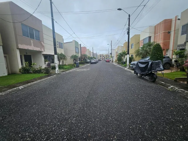 Venta de Terreno Urb. Castilla, Via Salitre Anaa, Guayas — imagen 2