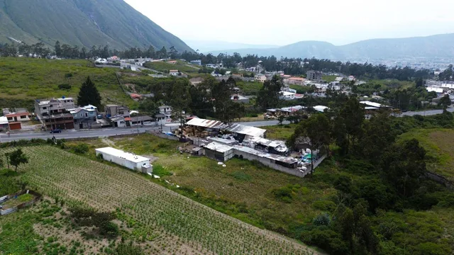 Terreno Comercial en Venta - San Antonio de Pichincha — imagen 3