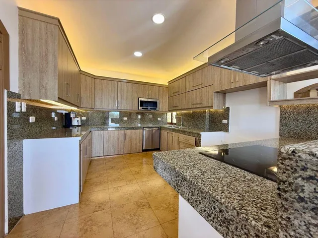 Alquilo o Vendo Casa Sur Manta, Manabí — imagen 4