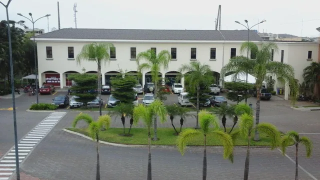 Venta de Oficina en Plaza Sambocity, Guayas — imagen 4