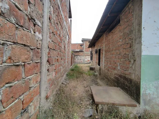 Terreno Comercial Esquinero de Venta en Portoviejo, Manabí — imagen 4