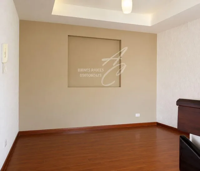 Casa con Jardin 300 m - Urbanizacion Privada — imagen 2