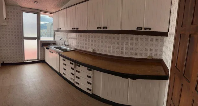 Vendo / Rento Casa Comercial Batan Alto Excelente Ubicacion — imagen 5