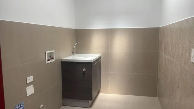Casa de Venta Tumbaco, Tola Chica, La Morita, 4 Dorm., Conjunto con Piscina — imagen 4