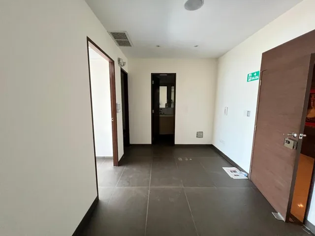 Venta Oficina Moderna en El Edificio Blue Towers, Guayas — imagen 2