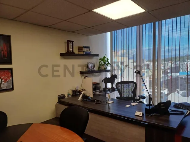 En Venta Oficina de 909 Mtrs Av Amazonas La Mariscal, Quito — imagen 5