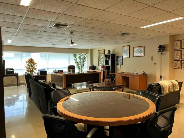 Venta de Oficina - Parque Empresarial - Av Rodrigo Chávez, Guayas — imagen 5