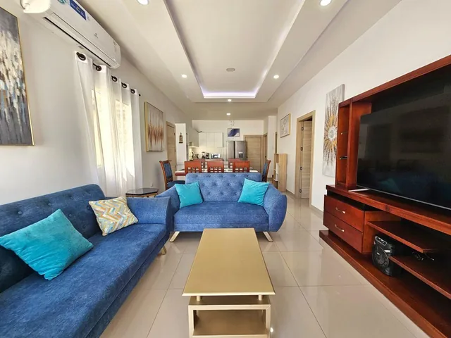 La Casa de Tus Sueños con Piscina en Una Sola Planta en La Playa de Salinas — imagen 4