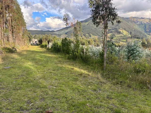 Terreno Esquinero de Venta Otavalo, Parroquia San Pablo, Imbabura — imagen 2