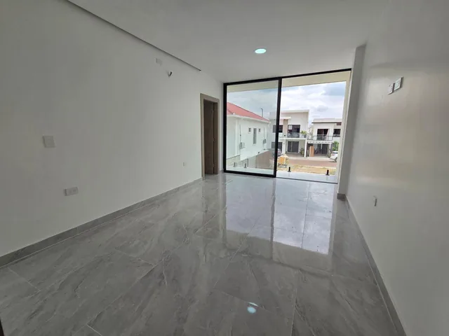 Venta Casa de Estreno Moderna, Esquinera Urb. La Joya - Aguamarina, Guayas — imagen 4