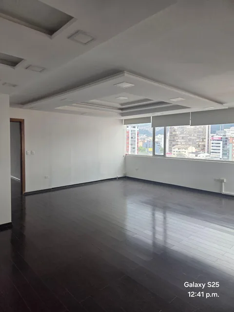 Piso Corporativo en Venta – Centro Norte de Quito, 732 m² — imagen 3