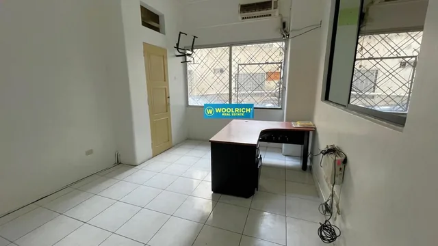 Vendo Oficina en Aguirre y Malecon, 60 m², Guayas — imagen 2