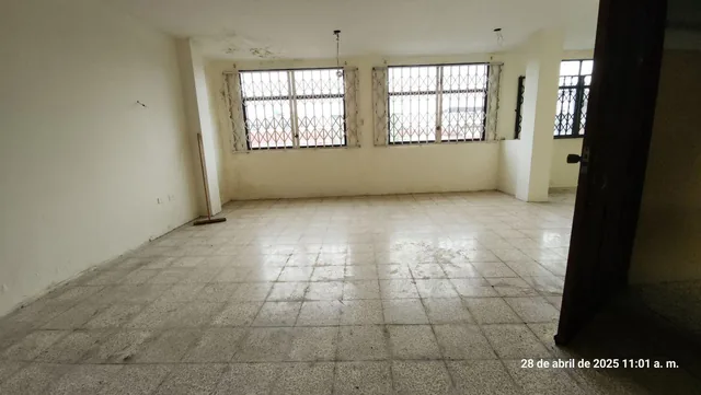 Vendo Rentera, 1 Local Amplio L, 4 Departamentos Ubicado en Calle Brasil 3313 Alfredo Valenzuela, Guayas — imagen 5