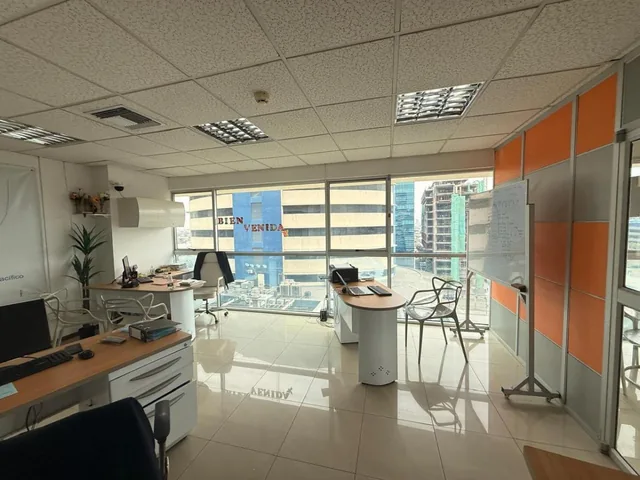 Venta de Oficina en Edificio Trade Building Torre B Piso 6, Guayas — imagen 3