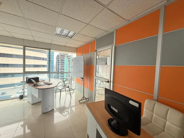 Venta de Oficina en Edificio Trade Building Torre B Piso 6, Guayas — imagen 2