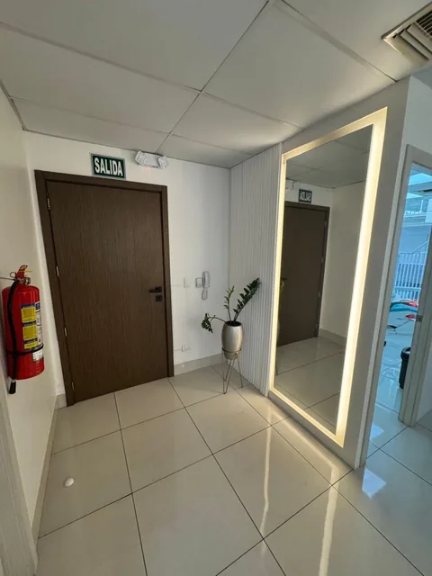 _espectacular Oficina Esquinera en Venta - Agora 21 Mall del Sol, Guayas — imagen 5
